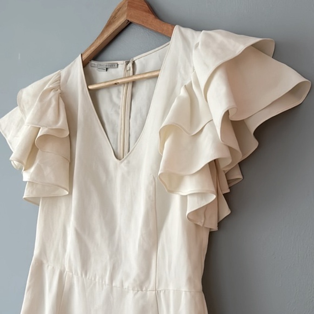 Stella McCartney • Off White Ruffled Short Sleeve Miranda Dress Size 40 / US 6